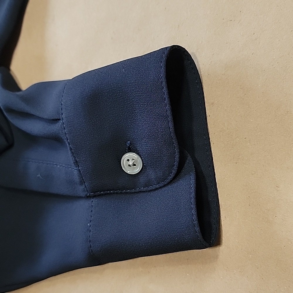Banana Republic Size S Navy Blue V-Neck w/ Ruffle Front Blouse, Exc. Used Cond. - Picture 12 of 12